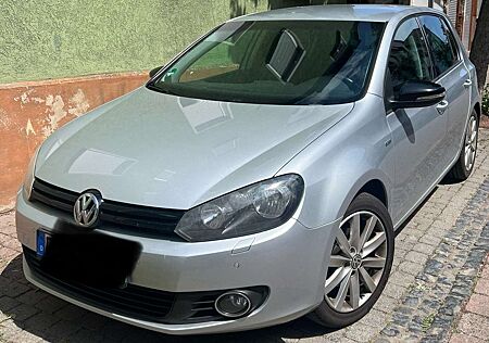 VW Golf Volkswagen 1.6 TDI 4Motion BlueMotion TechnologyTrendlin