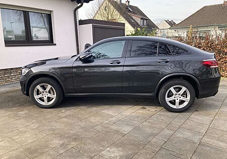 Mercedes-Benz GLC 300 GLC-Coupe 300 e 4Matic 9G AMG Line