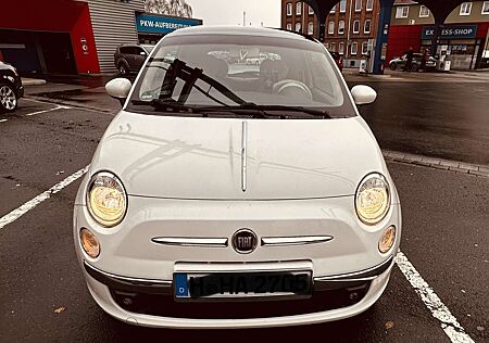Fiat 500 Lounge, Klima, Glasdach, Einparkhilfe