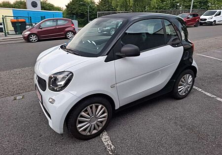 Smart ForTwo Basis 52kW TÜV NEU SERVICE NEU