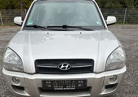 Hyundai Tucson 2.0 GLS (4WD)