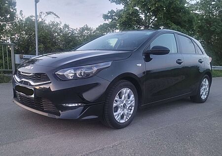 Kia Cee'd Ceed / Ceed 1.0 T-GDI 120PS FESTPREISE,kamera,navi...FULL