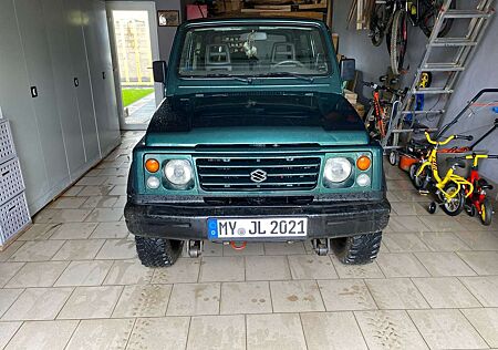 Suzuki SJ Samurai Samurai Van D