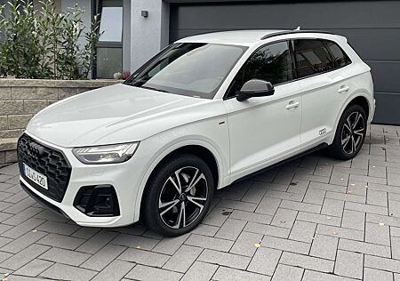 Audi Q5 40TDI QUATTRO/2xS-LINE/MATRIX/AHK/DAB/OPTIK S.