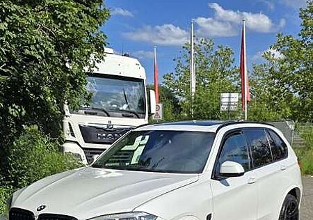 BMW X5 xDrive30d M paket Sport-Aut.