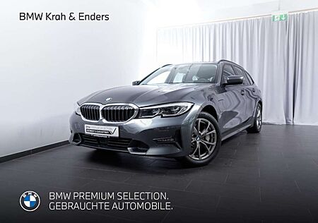 BMW 330 e Touring Sport Line Pano Stop&Go Laser AHK