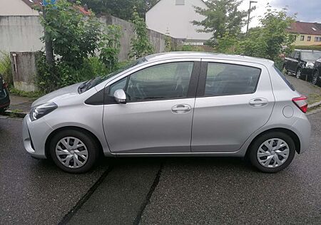 Toyota Yaris +1.0+VVT-i+Comfort