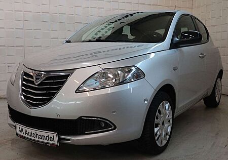 Lancia Ypsilon Gold Klimaanlage Tempomat PDC