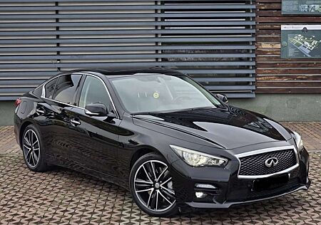 Infiniti Q50 Sport