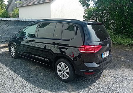 VW Touran Volkswagen 2.0 TDI SCR DSG UNITED