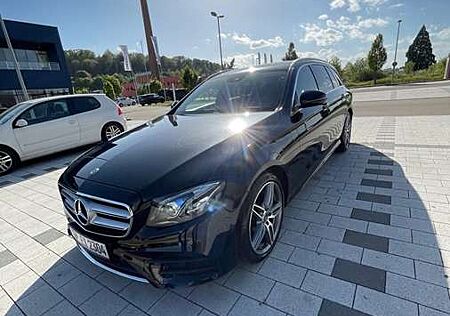 Mercedes-Benz E 220 d T 9G-TRONIC AMG Line