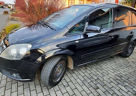 Opel Zafira 1.8 Edition