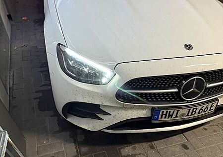 Mercedes-Benz E 300 de (213.016)