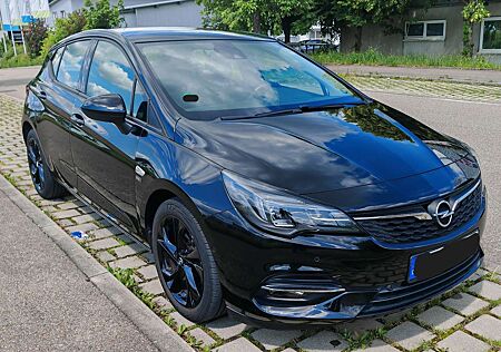 Opel Astra sehr gepflegt mit neuem Turbolader