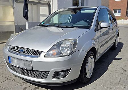 Ford Fiesta Connection | 1.4l | 16V |