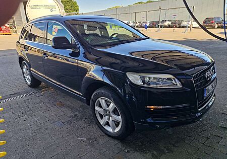 Audi Q7 3.0 TDI DPF quattro tiptronic