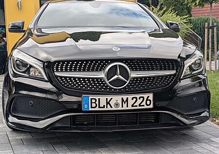 Mercedes-Benz CLA 180 Shooting Brake AMG Line