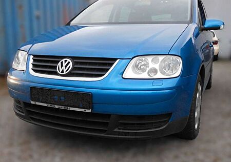 VW Touran Volkswagen Trendline