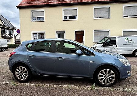 Opel Astra 1.6 Turbo Edition