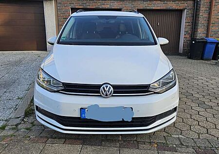 VW Touran Volkswagen 2.0 TDI SCR DSG Comfortline