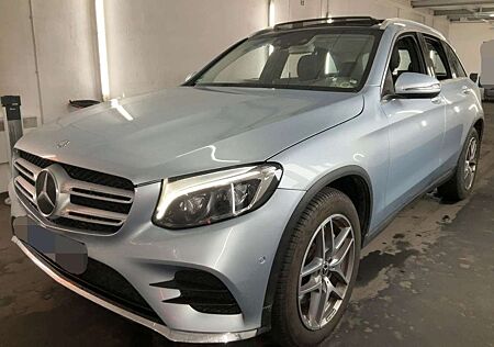 Mercedes-Benz GLC 250 4Matic AMG*1.Hand*Kamera*Panor*Distronic