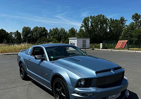 Ford Mustang AUTOMATIK