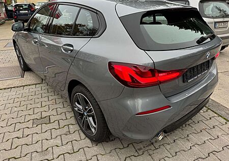 BMW 118 1 Lim. i Sport Line,LED,DAB,HIFI,PDC,17Zoll,