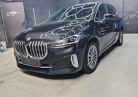 BMW 225 e xDrive Luxury Line