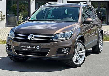VW Tiguan Volkswagen Sport & Style BMT *PANO*SHZ*PDC*Navi*AHK*
