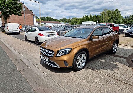 Mercedes-Benz GLA 250 Urban-Line*LED*360°*LEDER*AHK*TEMP*PDC