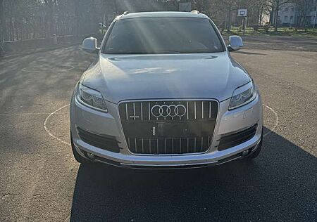 Audi Q7 3.0 TDI DPF quattro tiptronic