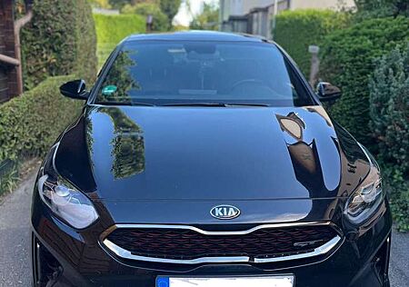 Kia Cee'd Ceed / 1.6 T-GDI DCT7 OPF GT
