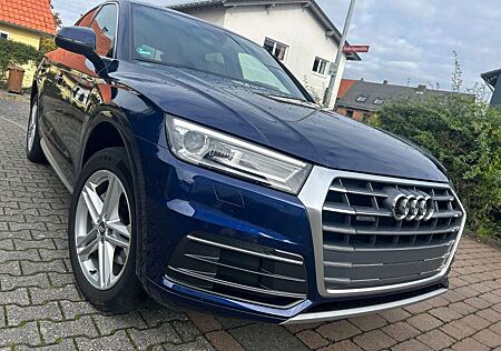 Audi Q5 quattro sport*S-Line*1.Hand*19 Zoll*AHK*