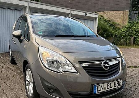 Opel Meriva Active