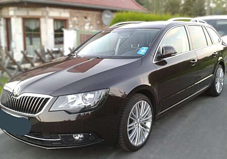 Skoda Superb Combi 1.8 TSI Exclusive