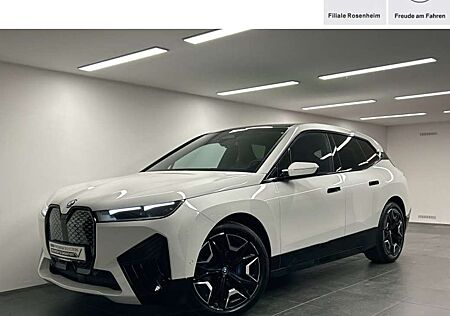 BMW iX xDrive40 Sportpaket HK Live Cockpit Prof Pano.Dach