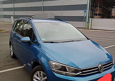 VW Touran Volkswagen 1.6 TDI SCR (BlueMotion Technology) Comfortline