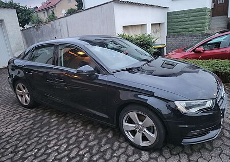 Audi A3 2.0 TDI Limousine (clean diesel) Ambiente