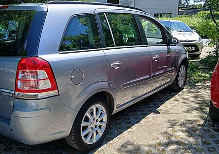 Opel Zafira Edition