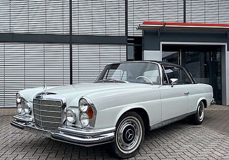 Mercedes-Benz 280 SE Coupe 3,5 V8 W111 dt.Fahrzeug