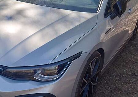 VW Golf Volkswagen GTD 2.0 TDI SCR DSG