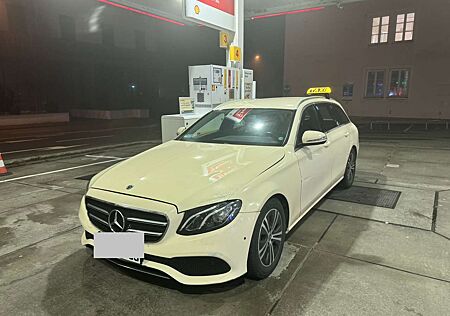 Mercedes-Benz E 200 d T 9G-TRONIC Avantgarde