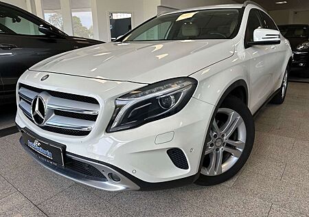 Mercedes-Benz GLA 220 d 4M Auto. Navi Kamera BiXenon SHZ Harman