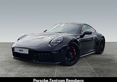 Porsche 911 Carrera 4 GTS