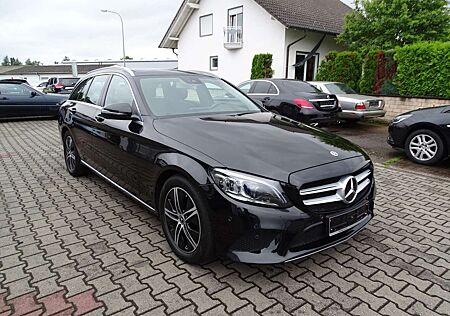 Mercedes-Benz C 220 T d Avantgarde Comand, Panorama, LED, Sitzheizung