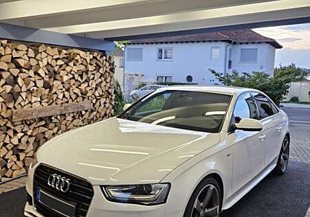 Audi A4 S line Sportpaket / plus