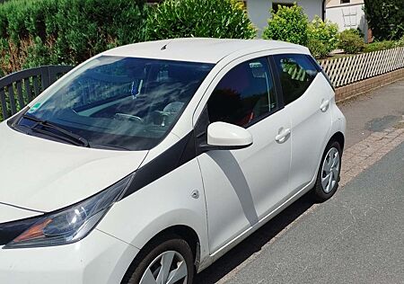 Toyota Aygo x-play