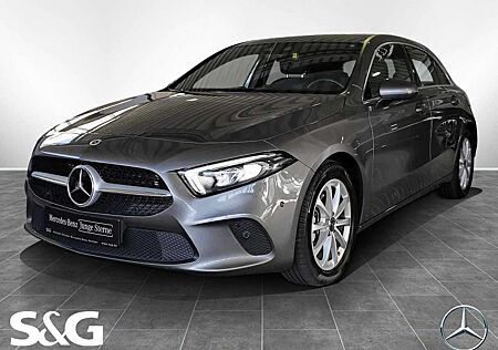 Mercedes-Benz A 200 DISTRONIC+360°+CARPLAY+PDC+MBUX+LED+17"