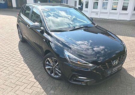 Hyundai i30 Prime Hybrid, Navi*LED*PanoD*RFK*Blis*AWR