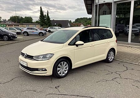 VW Touran Volkswagen Taxi/7Sitz/Navi